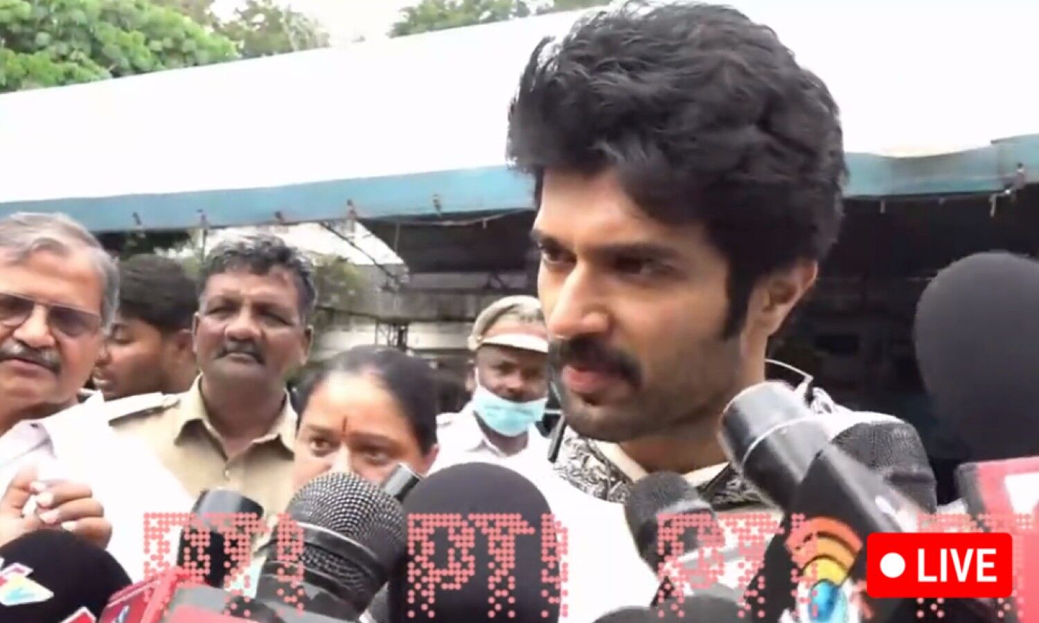 After casting his vote, Vijay Deverakonda says, I... ... Telangana Assembly Elections 2023 live: Voting concludes in Telangana