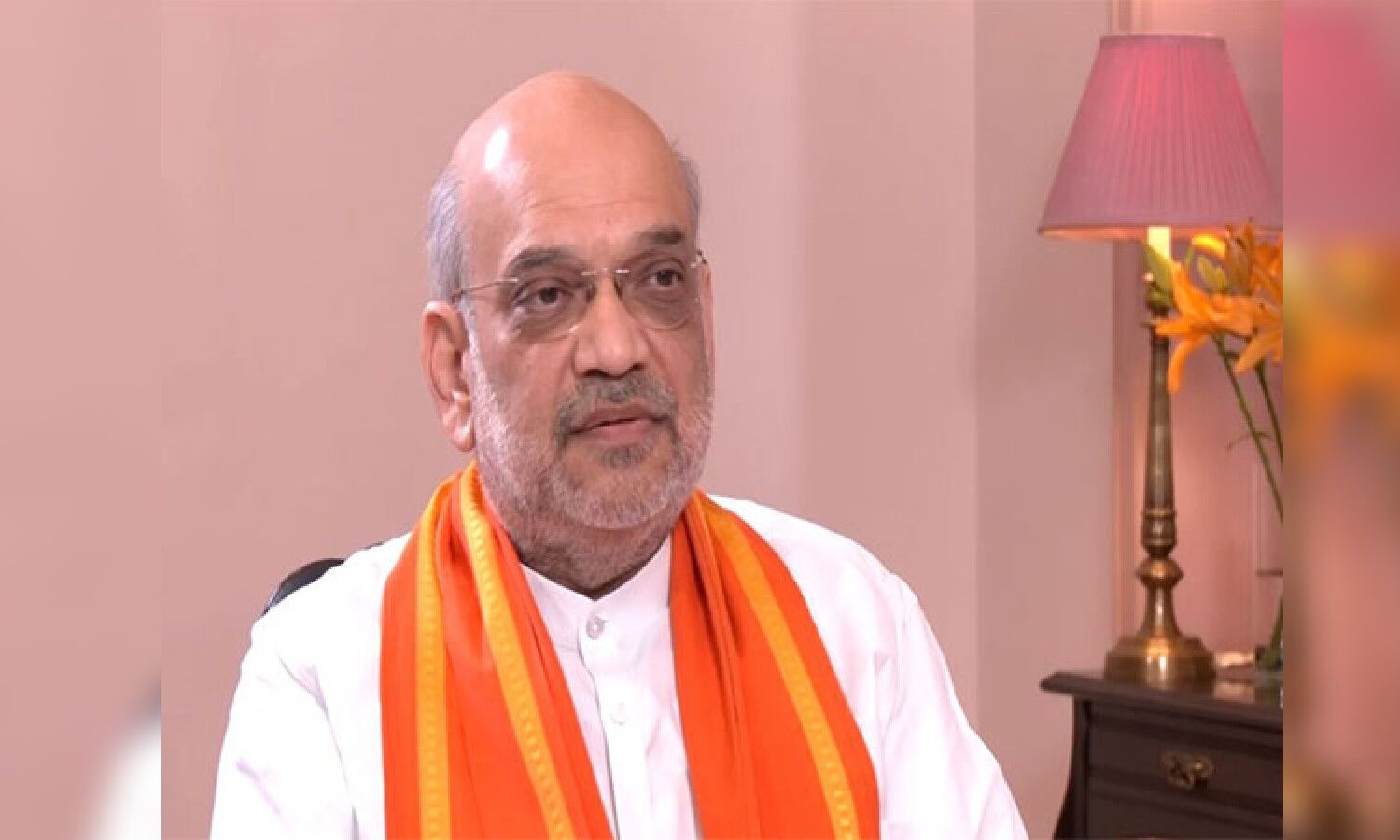 Amit Shah comfortably sitting with a lead by over 2.31 lakh votes in Gandhinagar